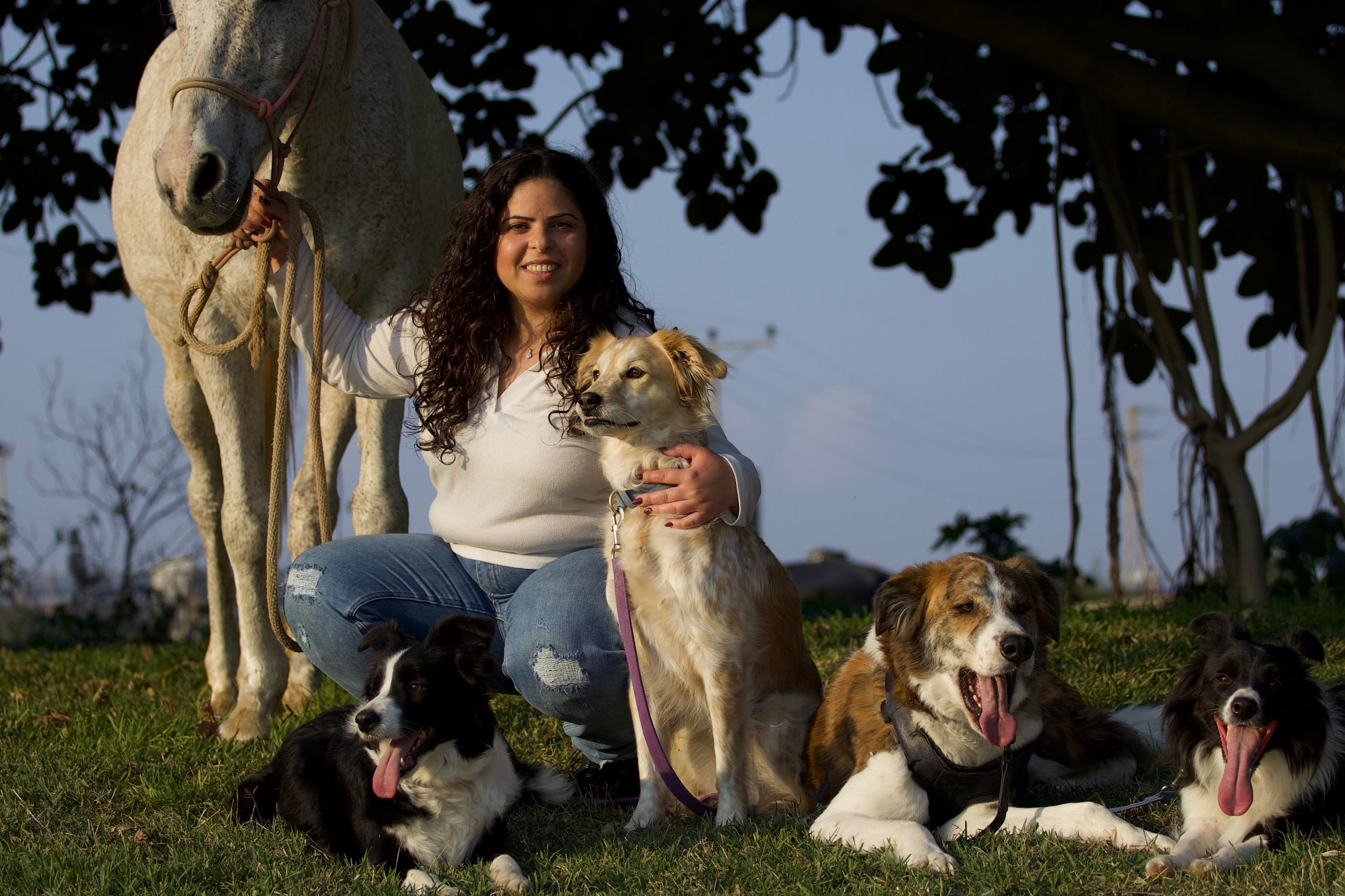 Animal Therapy Center, therapeutic dogs with children